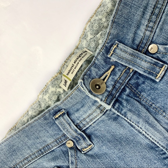 Vintage Lee Distressed Shorts - Picture 4 of 5
